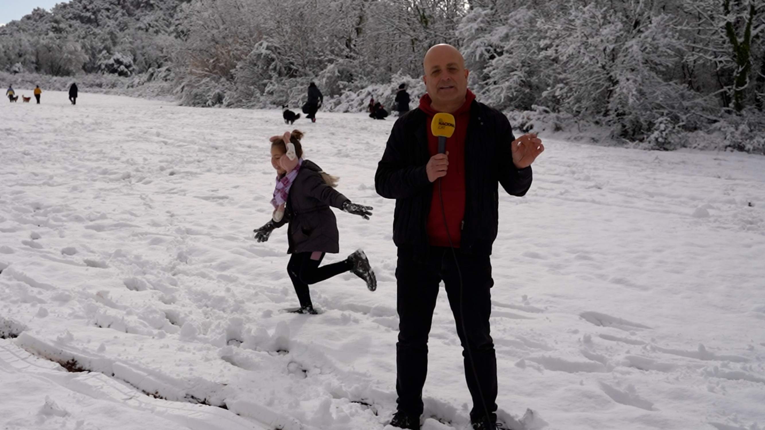 Guerra de bolas de nieve contra Xavi Freixes: los alumnos hacen novillos por la nevada