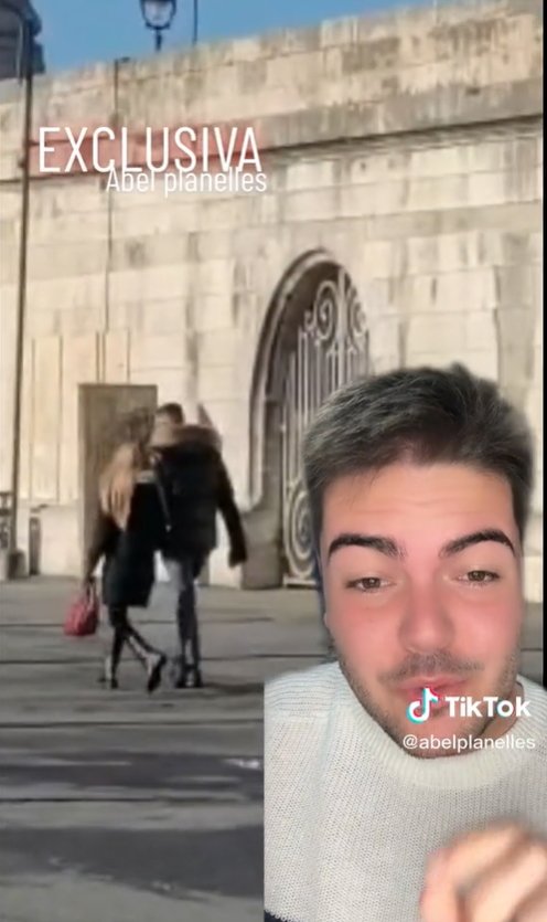 Risto Mejide con nueva novia de espaldas @abelplanelles Risto Mejide con nueva novia de espaldas @abelplanelles