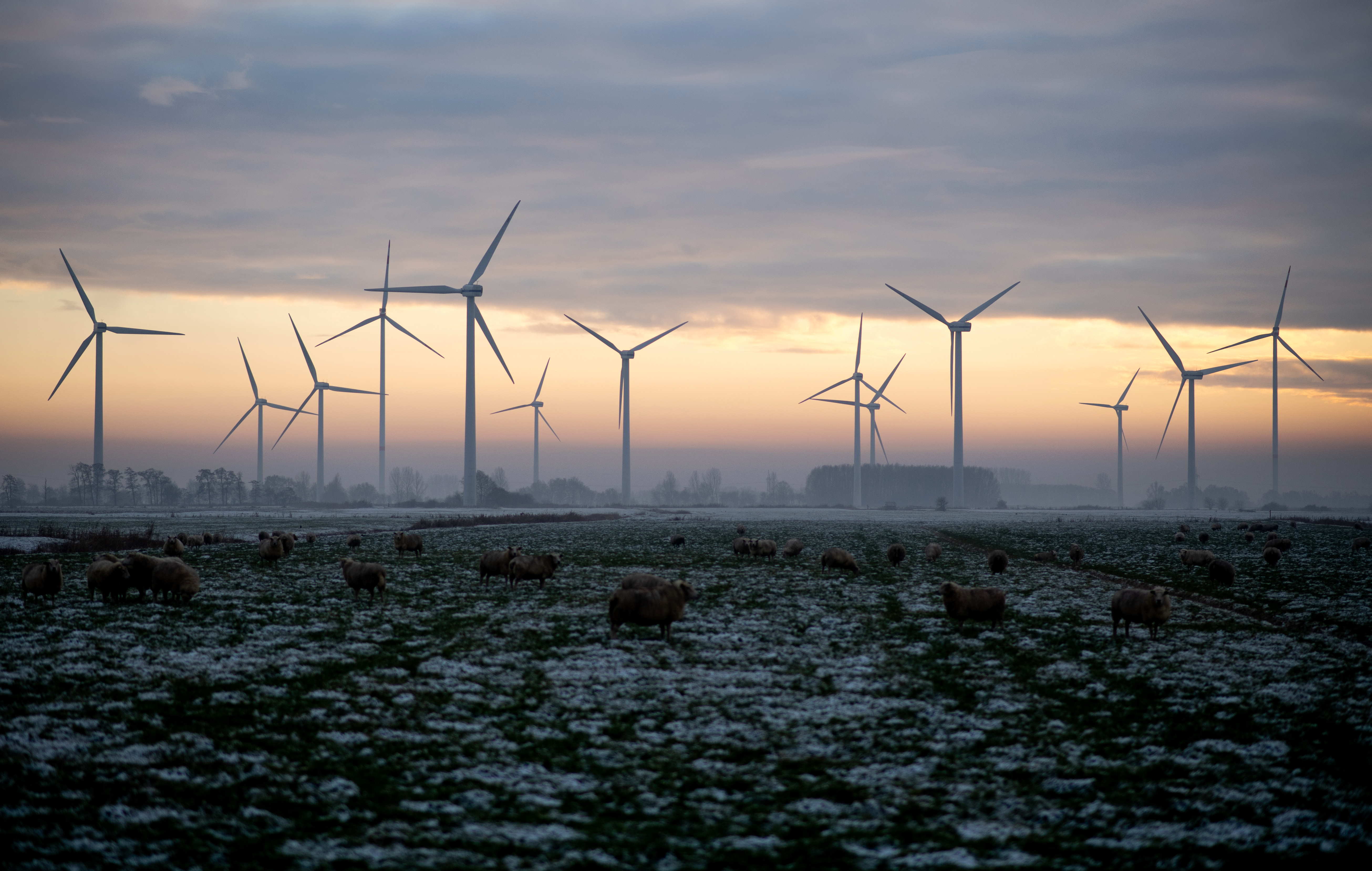 Massa optimisme en la revisió del Pla Nacional Integrat d'Energia i Clima?