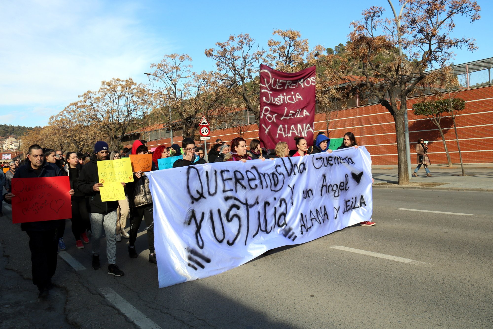 Sallent alza la voz y pide justicia y medidas contra el acoso escolar