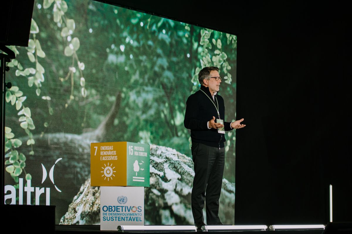 Altri planea una inversión en España en una fábrica pionera mundial en el sector de fibras