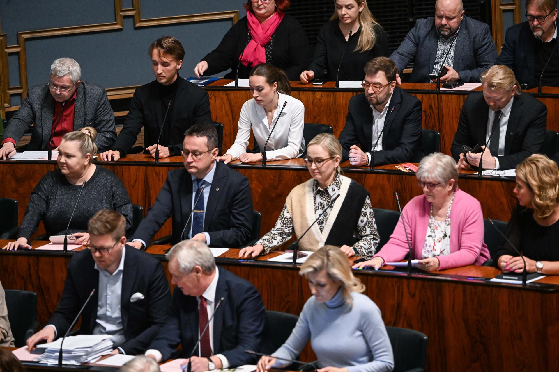 El Parlamento de Finlandia, temeroso de Rusia, aprueba entrar en la OTAN