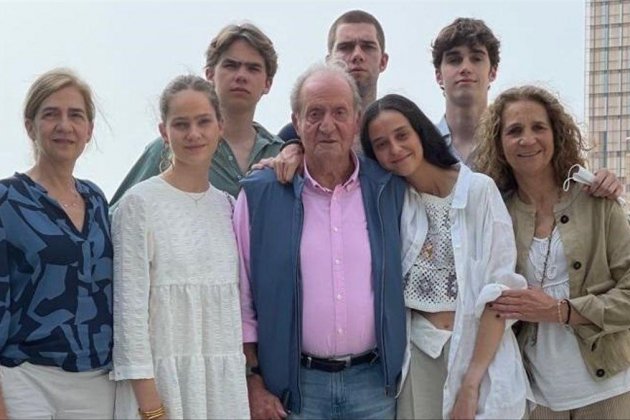 Joan Carles I amb els seus nets Joan Carles I amb els seus nets