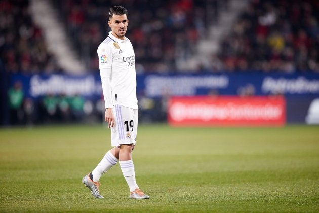 Dani Ceballos cono la mirada fija durante un partido del Real Madrid / Foto: Europa Press