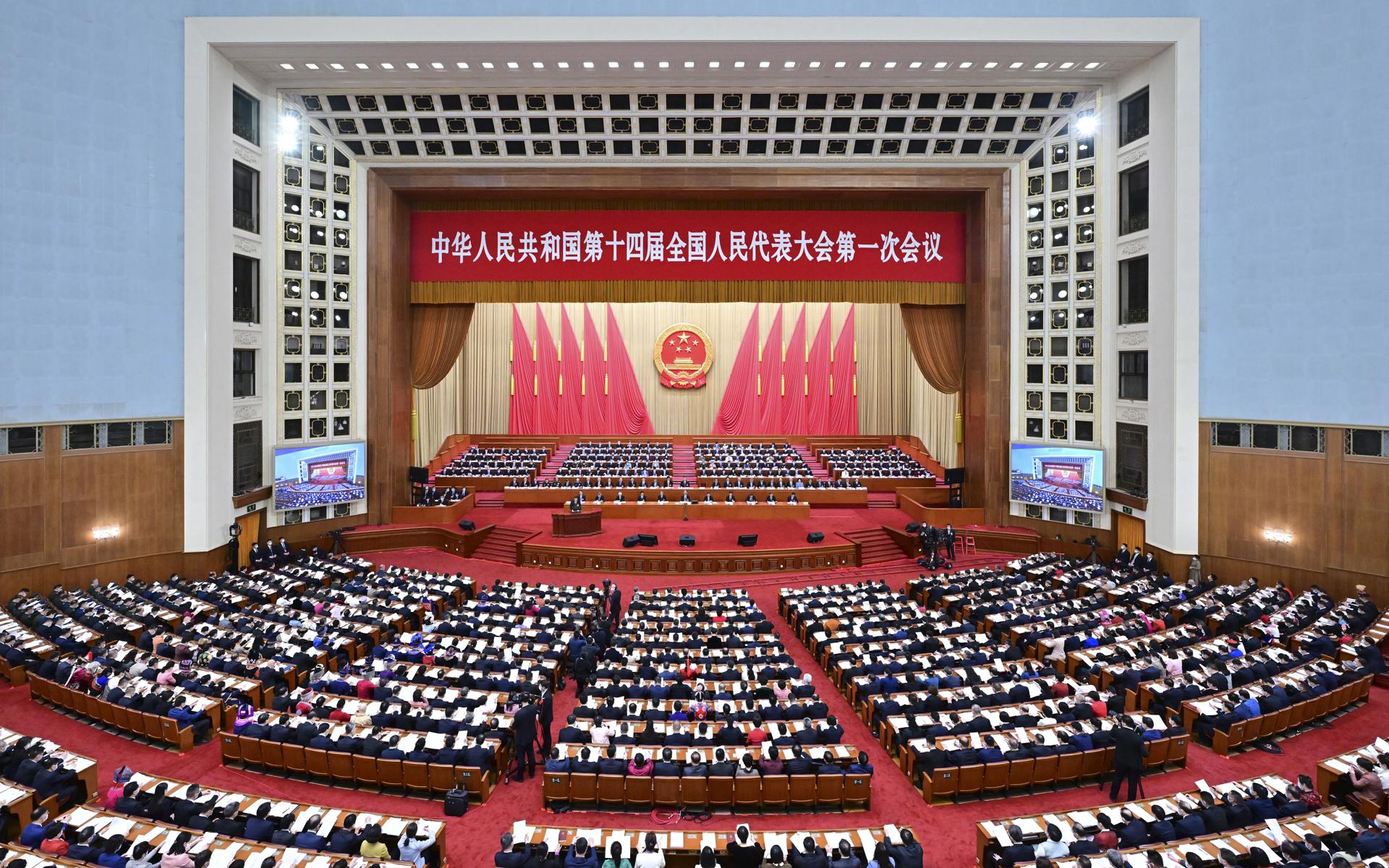 China anuncia que luchará "decididamente" contra la independencia de Taiwán