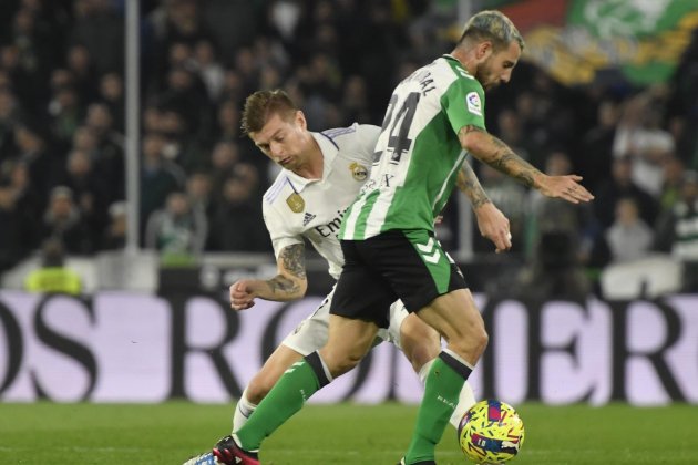 Toni Kroos Aitor Ruibal Betis Real Madrid / Foto: EFE Toni Kroos Aitor Ruibal Betis Real Madrid / Foto: EFE
