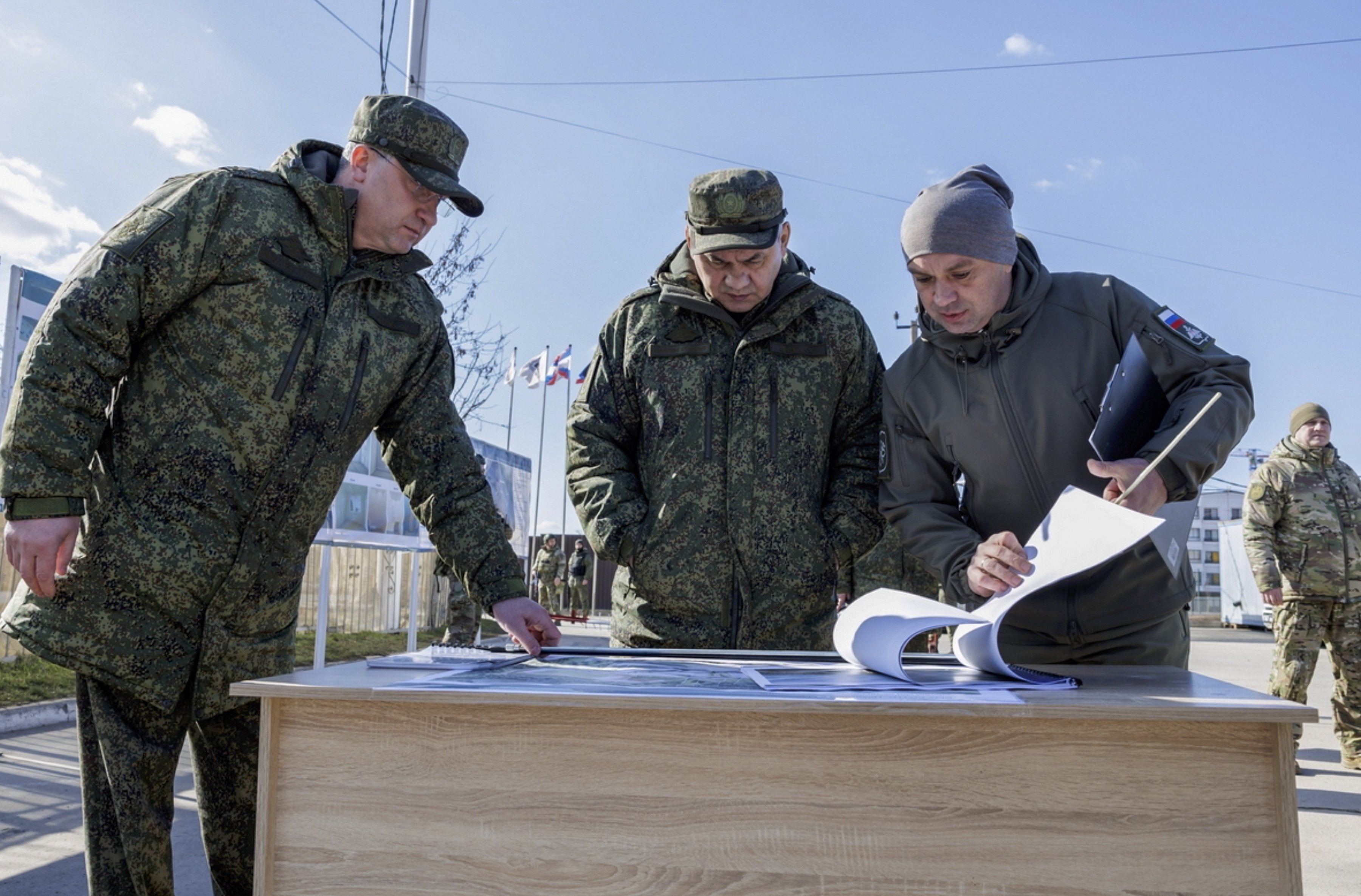 Rusia quiere reequipar al ejército con tanques soviéticos de hace 60 años