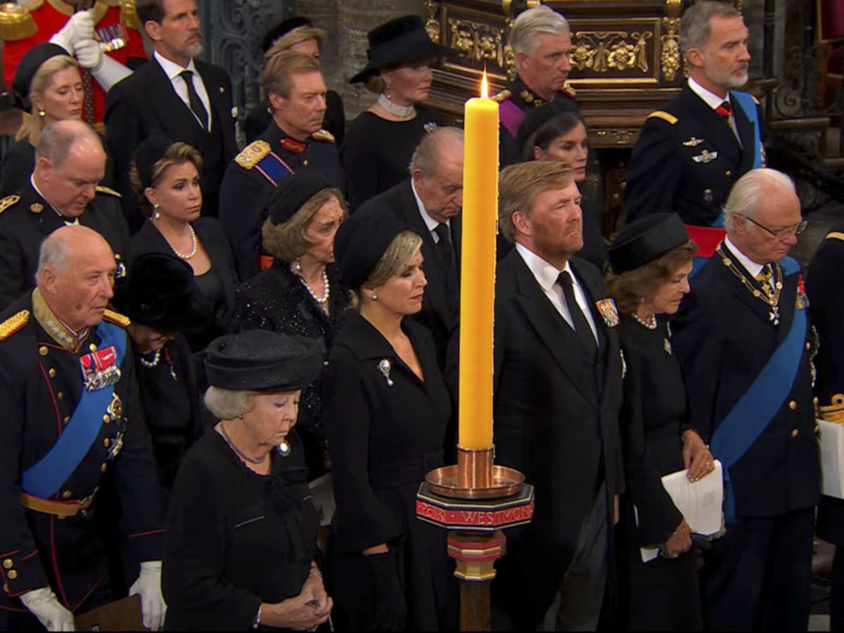 Juan Carlos funeral reina 
