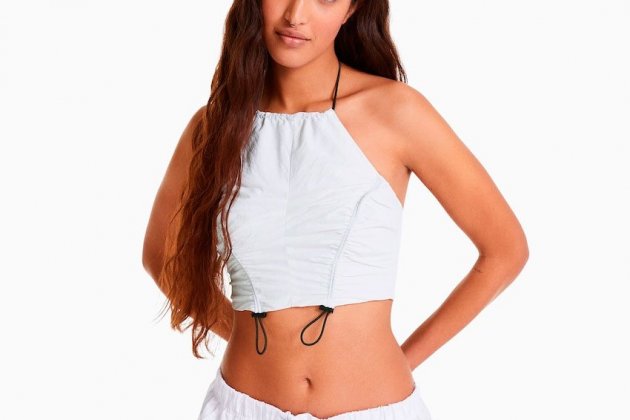 Top cropped coll halter niló stoppers