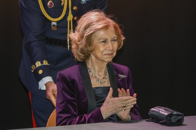 Sofía aplaude anillo pedida EFE Sofía aplaude anillo pedida EFE