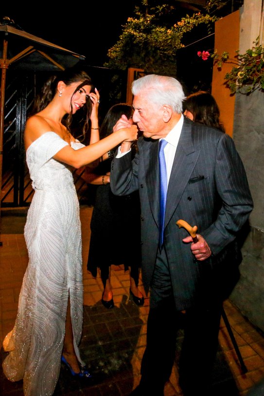 Vargas Llosa boda nieta Josefina GTRES