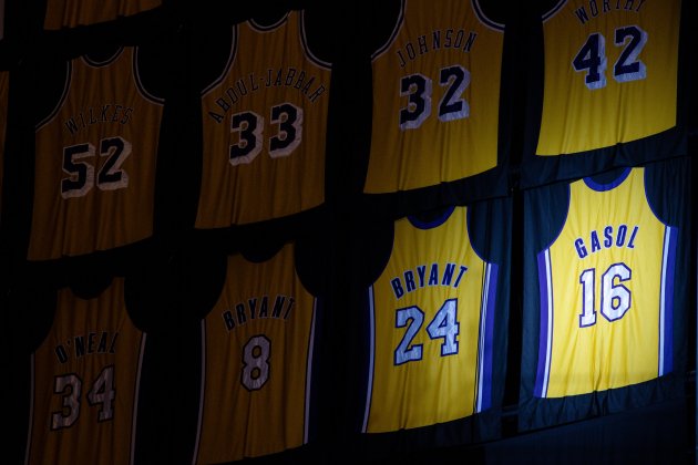 Dorsal '16' Pau Gasol Olimpo Lakers / Foto: EFE