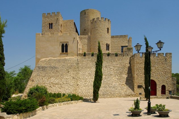 castillo de castellet 10855425014 o castillo de castellet 10855425014 o