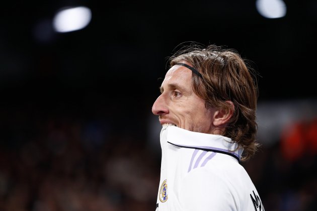 Luka Modric mossega samarreta Reial Madrid / Foto: Europa Press