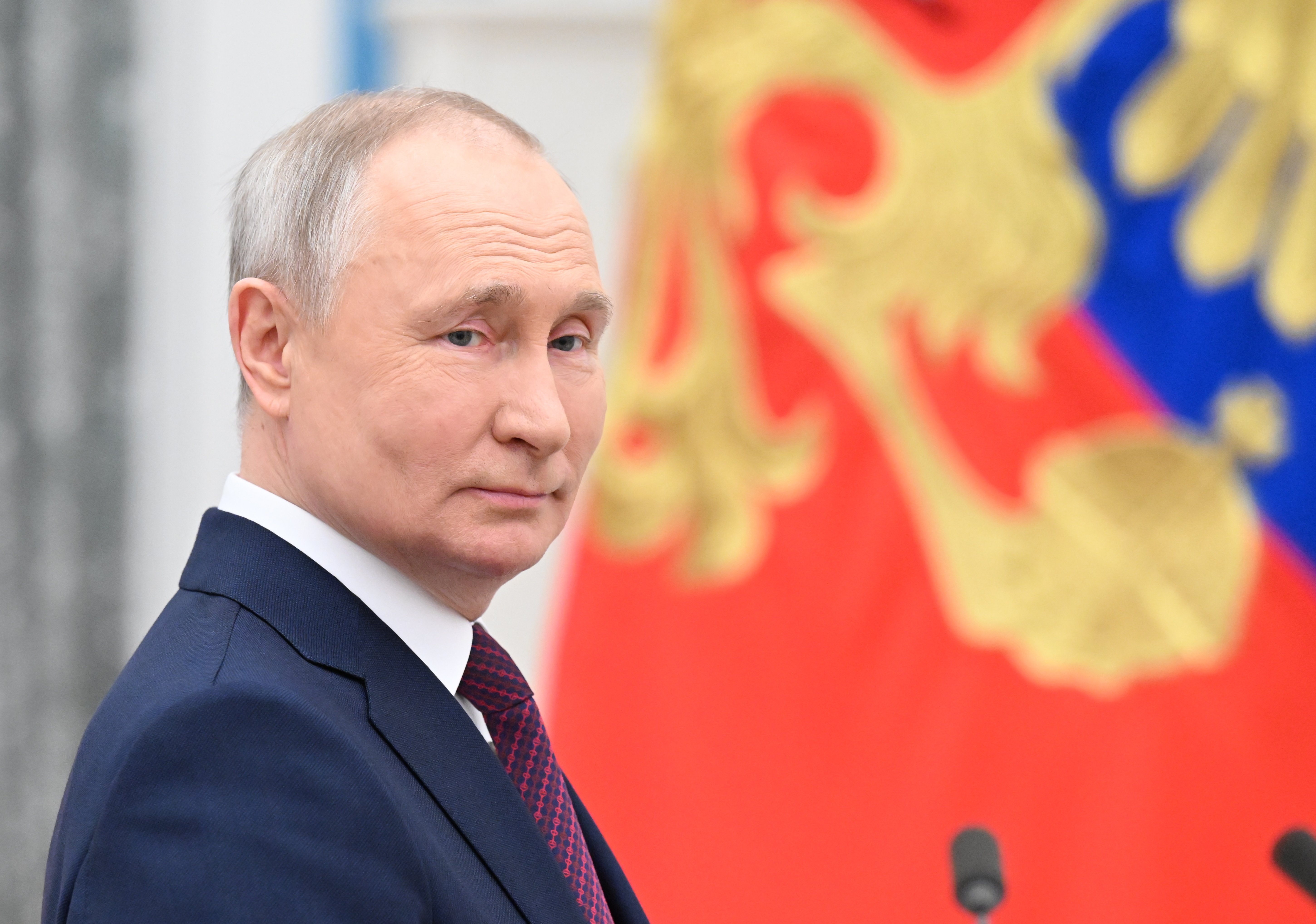 Zelenski no se reunirá con Putin si Rusia no abandona Ucrania