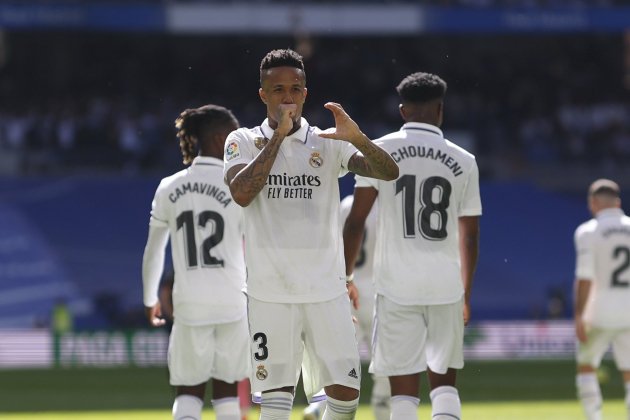 Militao celebra gol marcado ante Espanyol / Foto: EFE - Rodrigo Jiménez