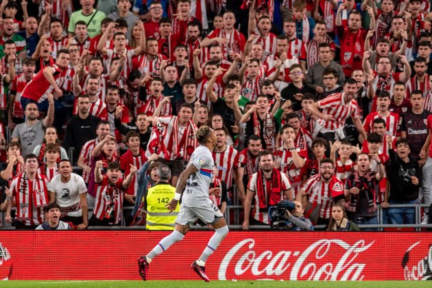 Raphinha gol Athletic Barça / Foto: EFE Raphinha gol Athletic Barça / Foto: EFE