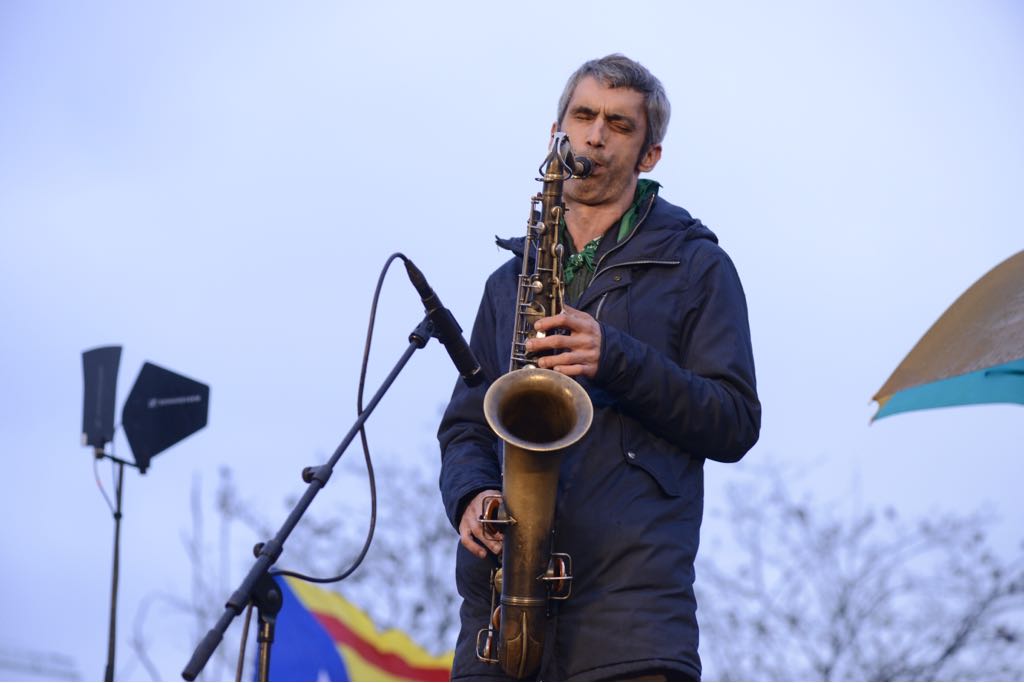 Roger Español torna a sortir al carrer