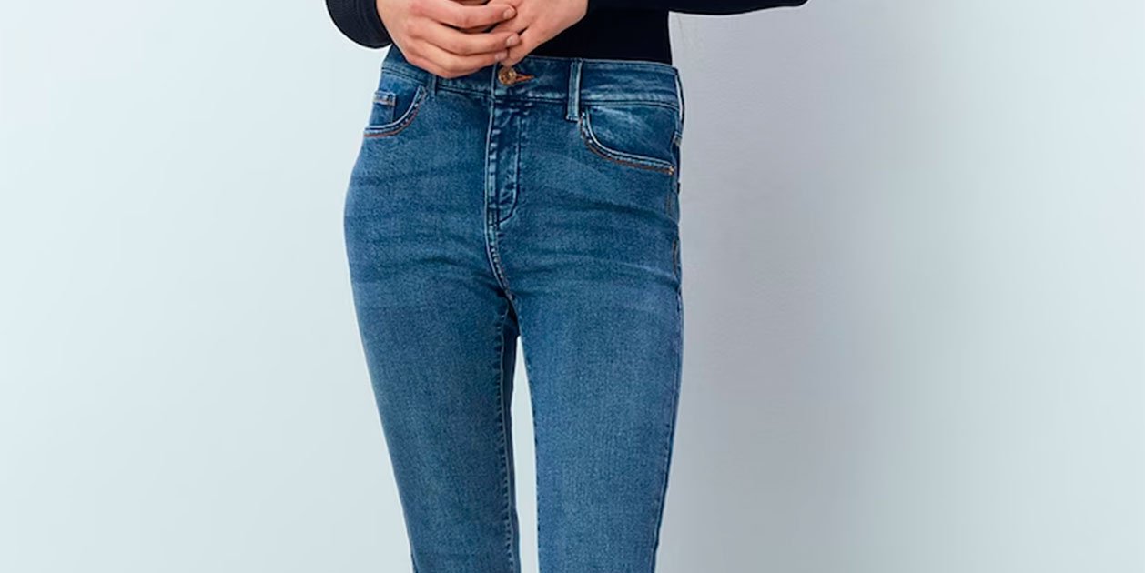 Los jeans que compran las mujeres más elegantes están en El Corte Inglés