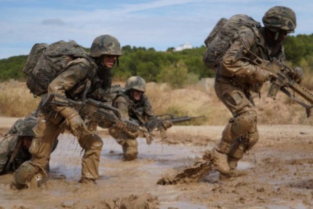 Academia militar Zaragoza Ejercito Defensa Gob se