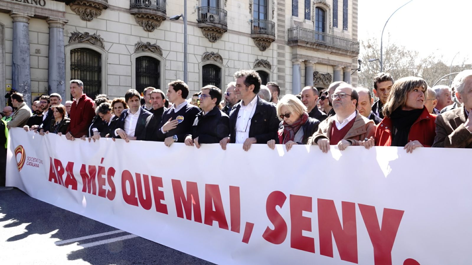 Latest pro-Spain march in Barcelona attracts smaller crowd