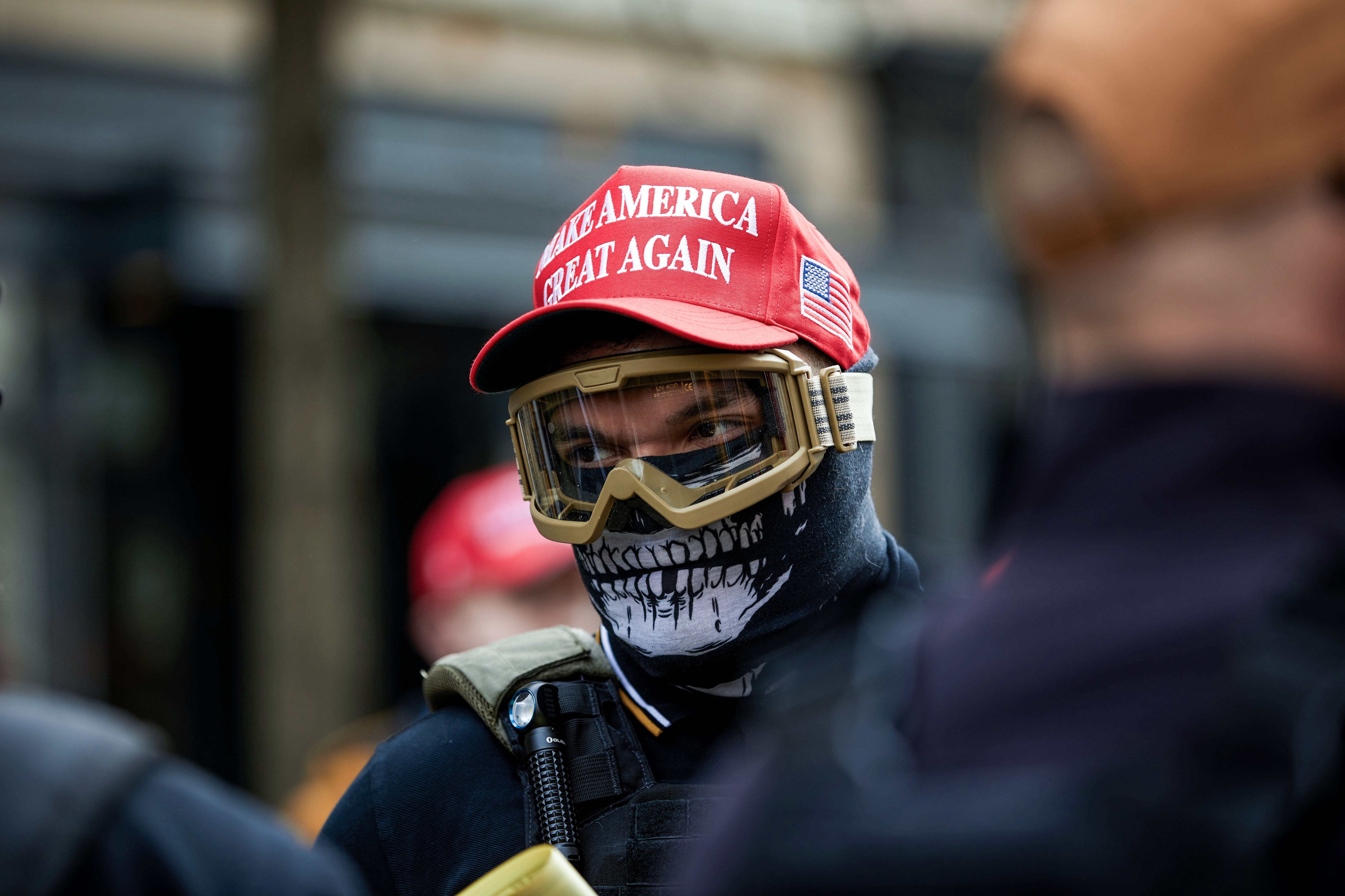 La propaganda rusa y la extrema derecha de los Estados Unidos: Moscú quiere debilitar el apoyo a Ucrania