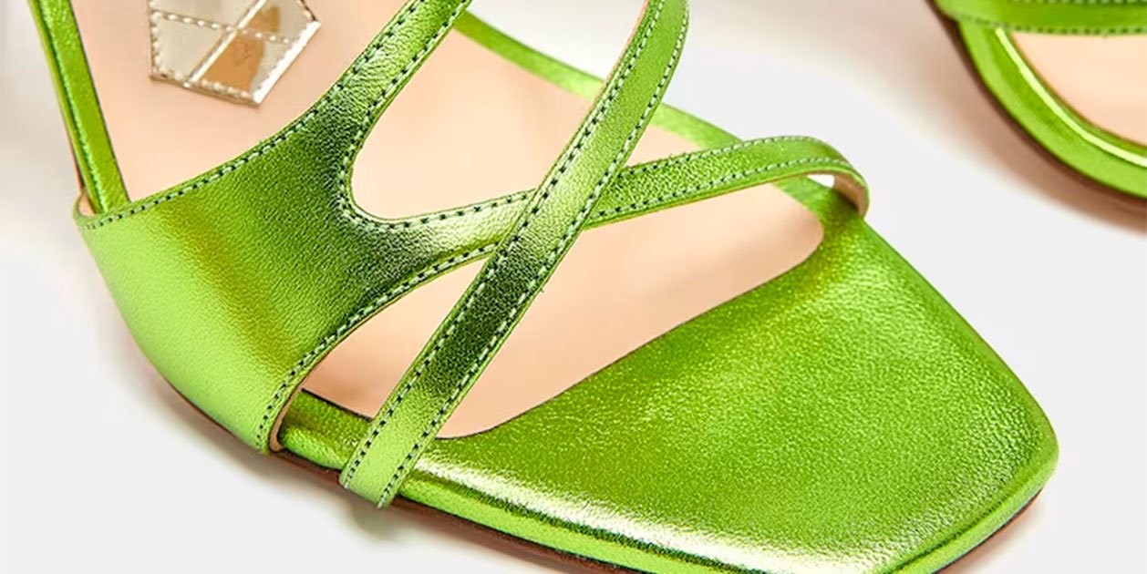 Les sandàlies que tenen les dones de la jet set al vestidor estan a la venda a El Corte Inglés