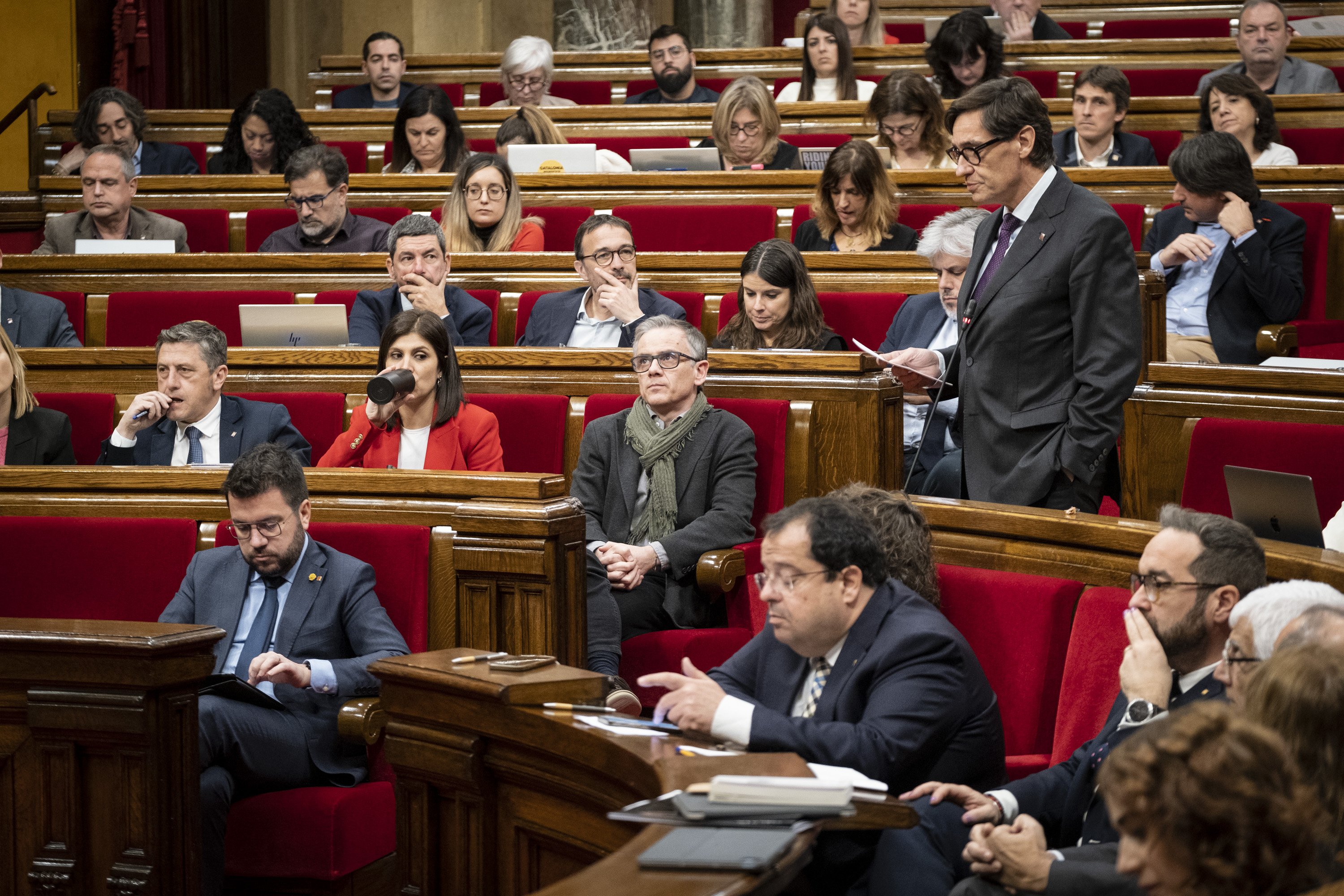 El PSC mantiene la ventaja respecto a ERC y Junts mejora resultados, según el CEO