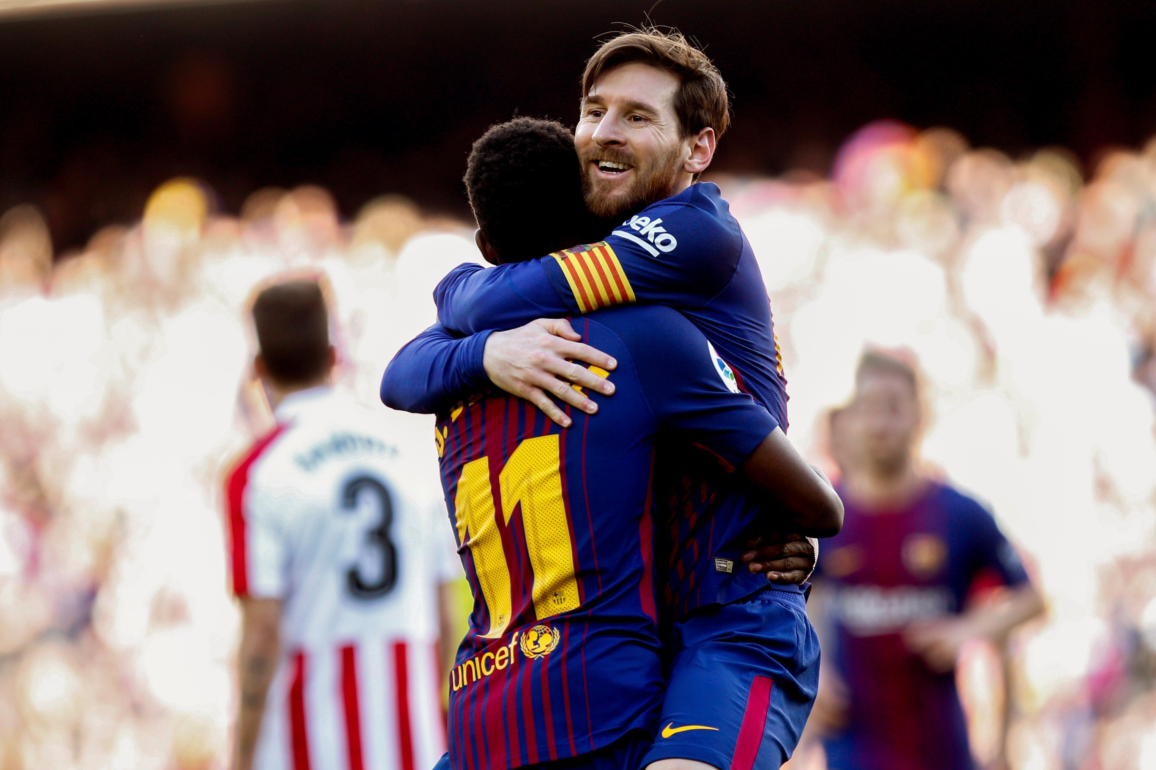 El Barça abraza la Liga (2-0)