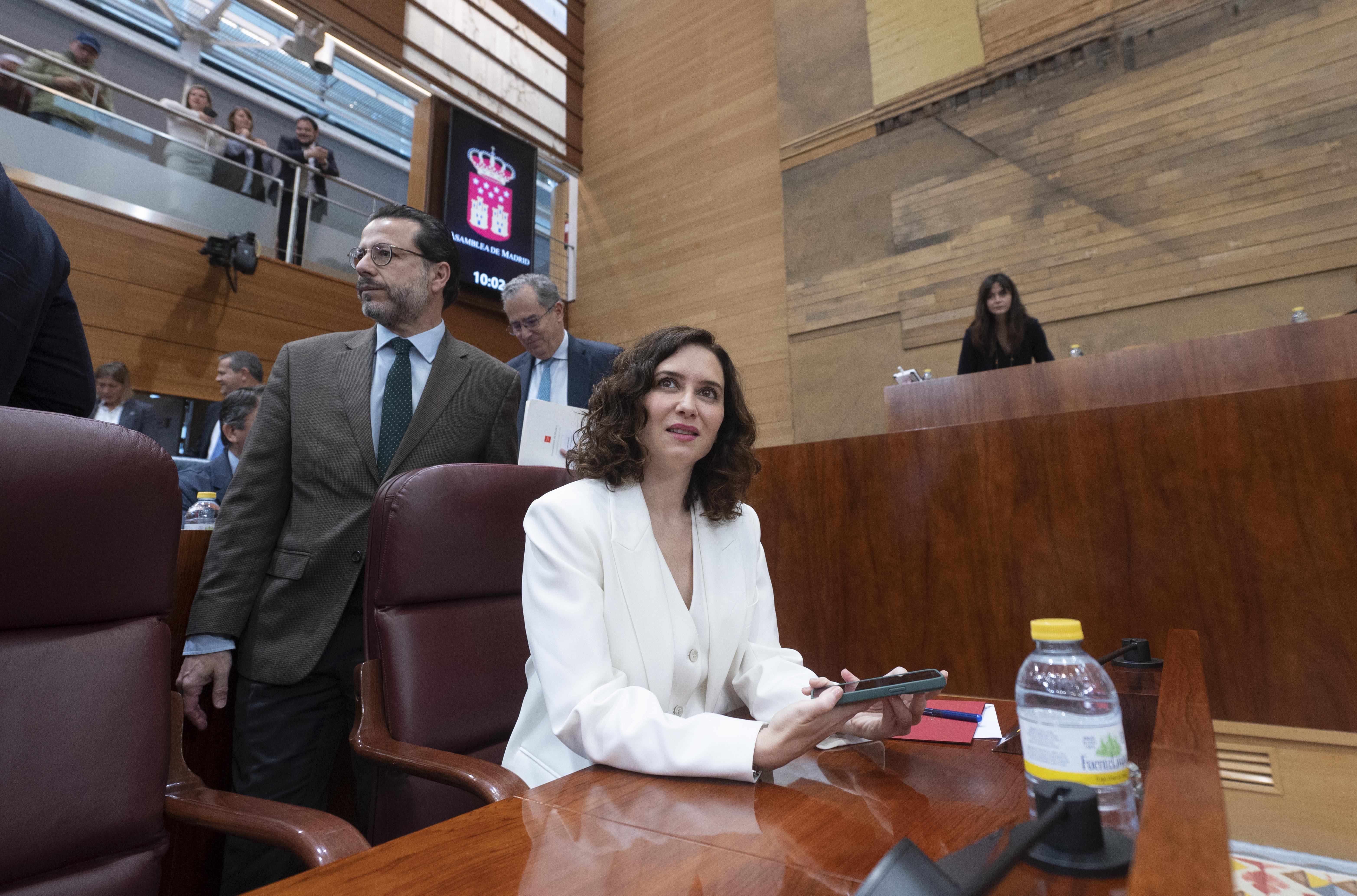 Ayuso, a sus diputados: "Hoy la izquierda está acabada (...). ¡Matadlos!"