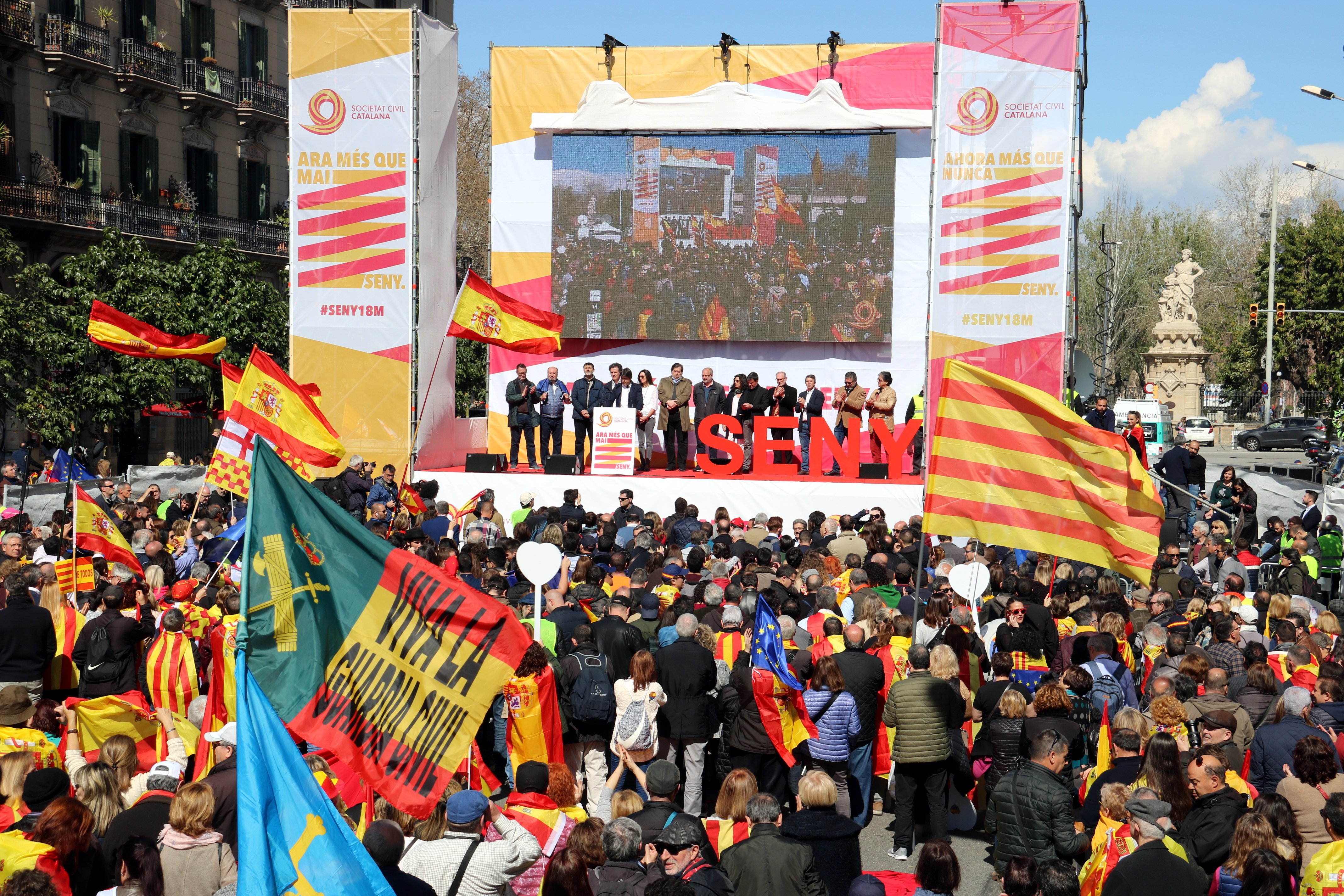 La imatge que demostra la punxada de la manifestació de SCC