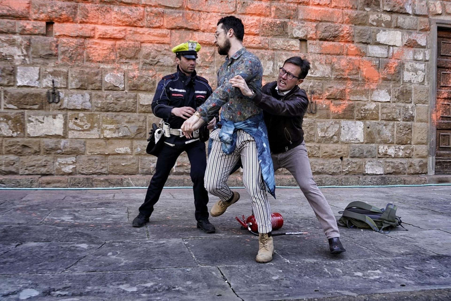 L'enrabiada de l'alcalde de Florència quan ha vist que guixaven el Palazzo Vecchio | VÍDEO