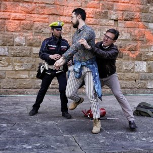 La rabieta del alcalde de Florencia cuando ha visto que pintaban el Palazzo Vecchio | VIDEO