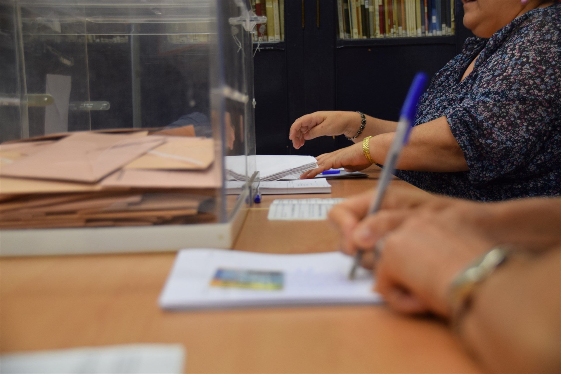 Modificació de les raons per eludir una mesa electoral per a les víctimes del masclisme