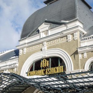 La Estación de Canfranc se convierte en hotel, pero no hay fecha para reabrir la línea internacional