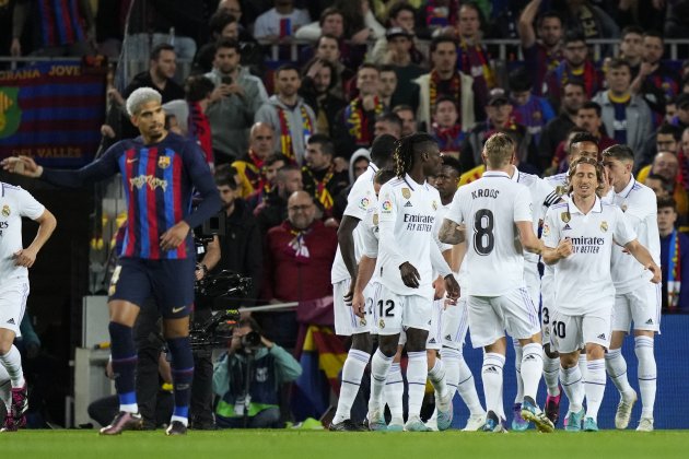 Real Madrid celebrando gol FC Barcelona / Foto: EFE