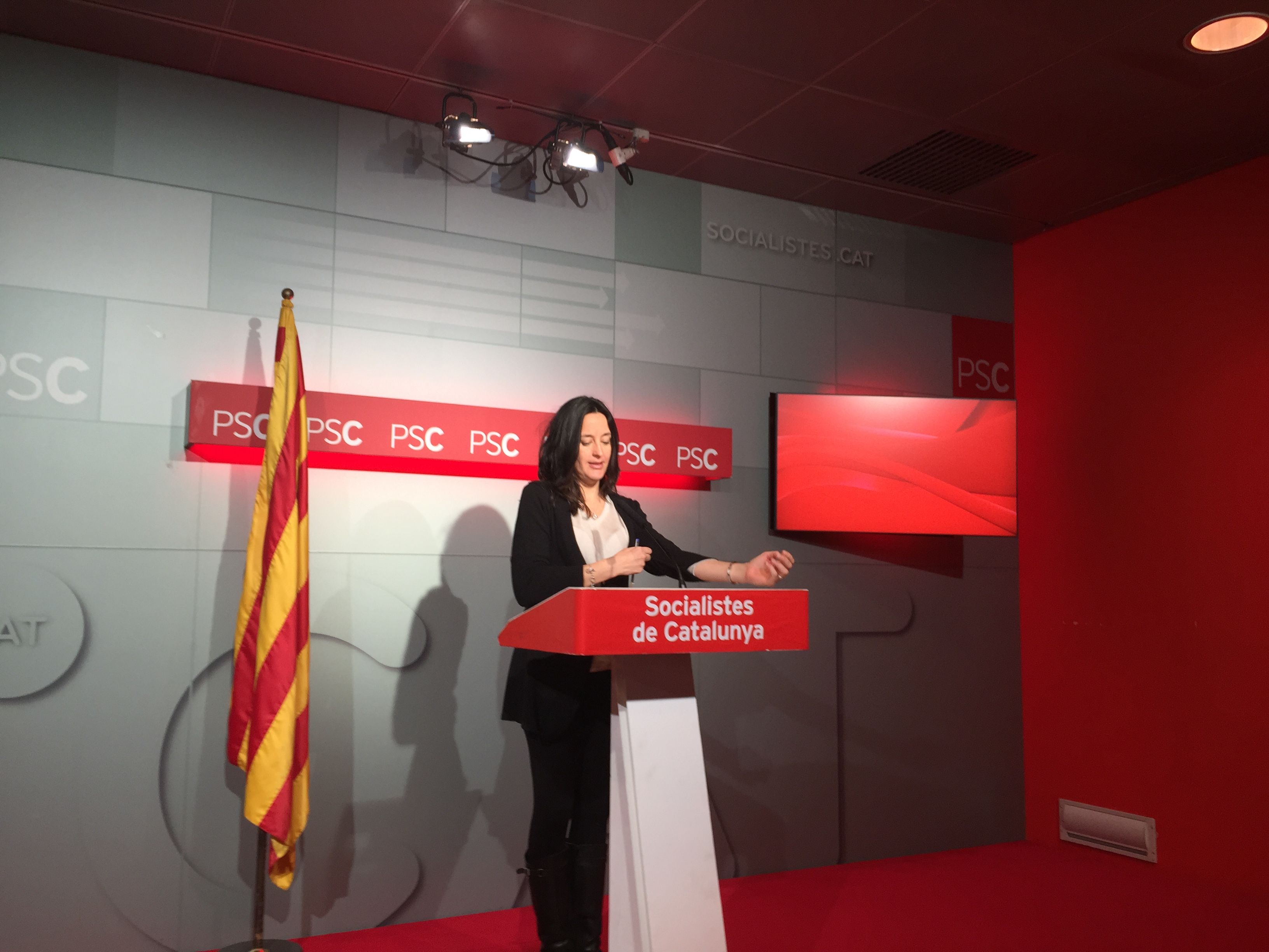 El PSC se felicita por la reunión Puigdemont-Sánchez
