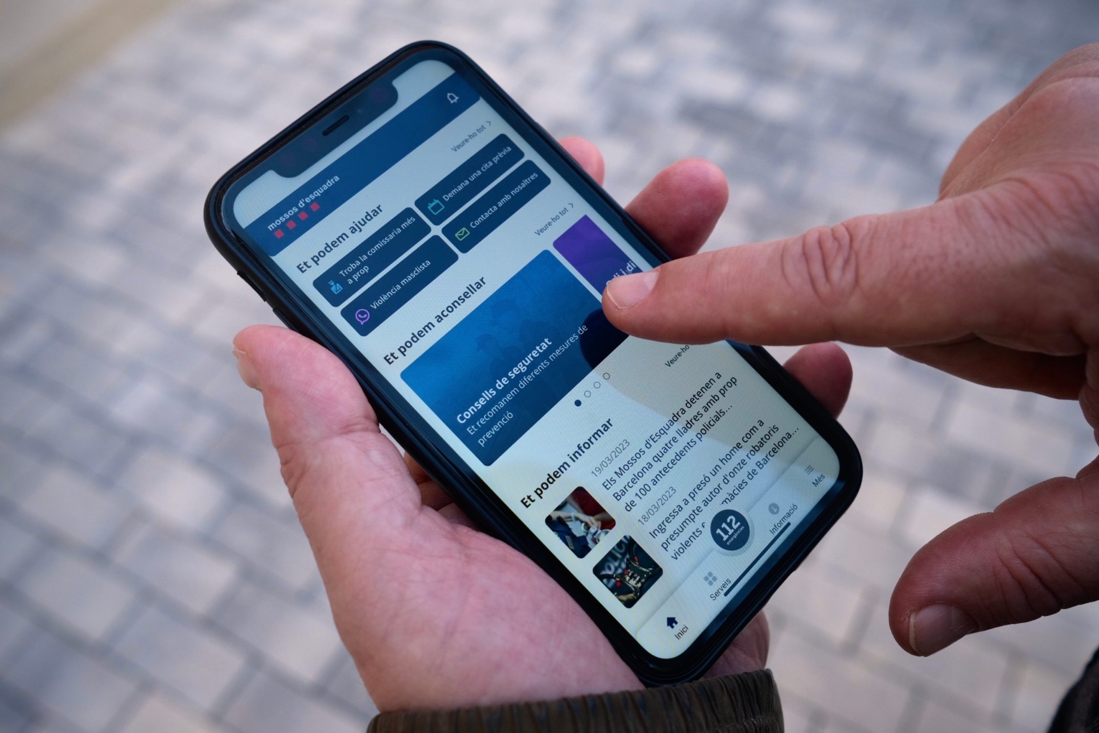 Els Mossos t’entren al mòbil: una app avantsala de la comissaria digital i de presentar denúncies virtualment