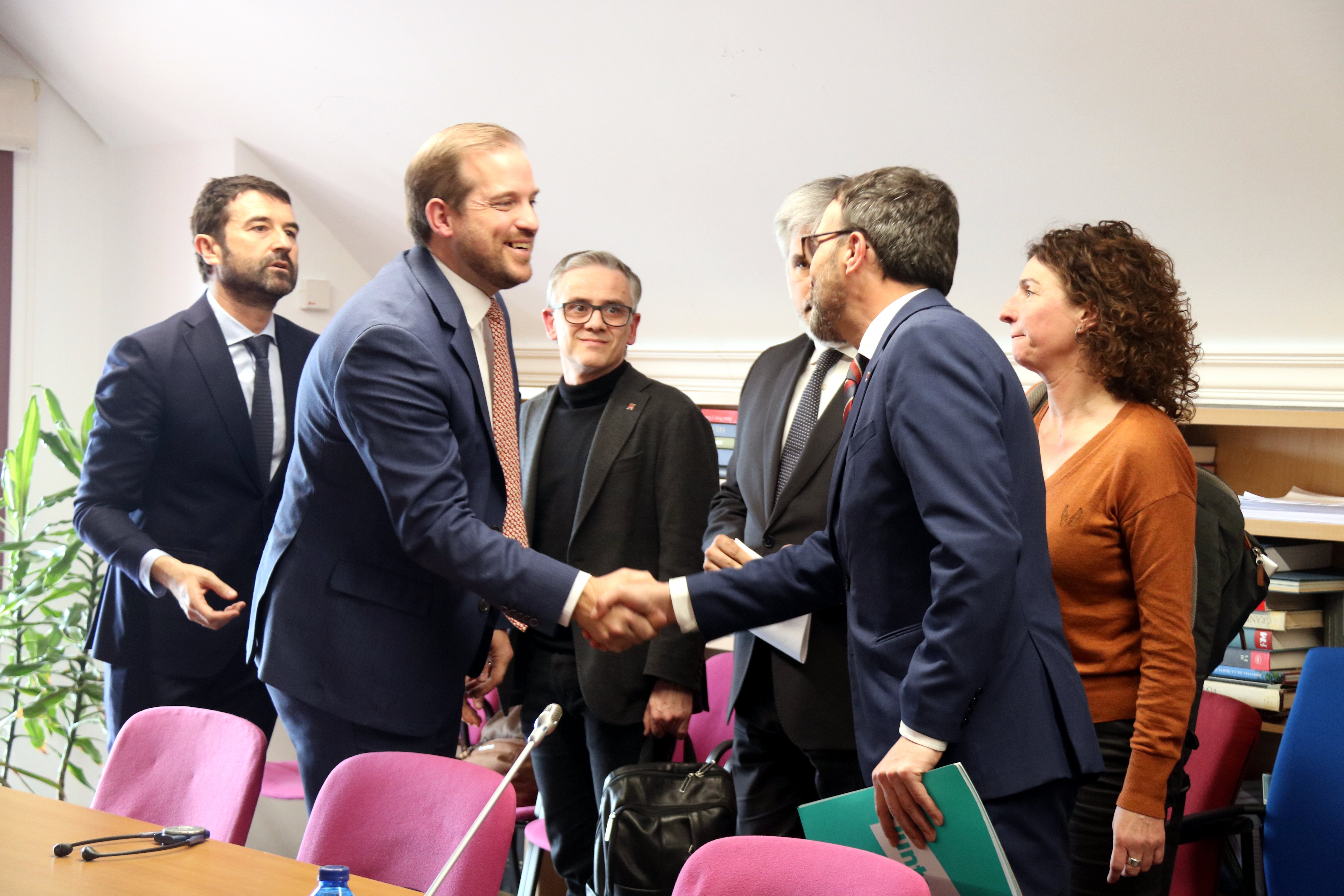 Los diputados catalanes espiados, a la comisión Pegasus de Madrid: "Seremos vuestros aliados"