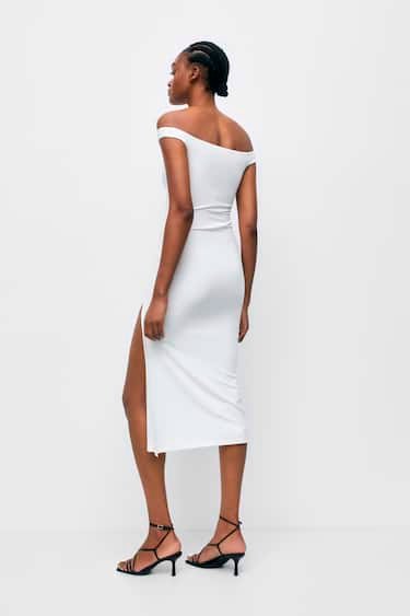 Vestit amb escot vaixell