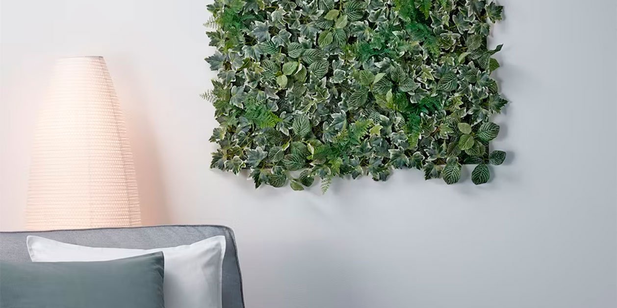 Un jardín en la pared del salón de casa es la novedad de Ikea