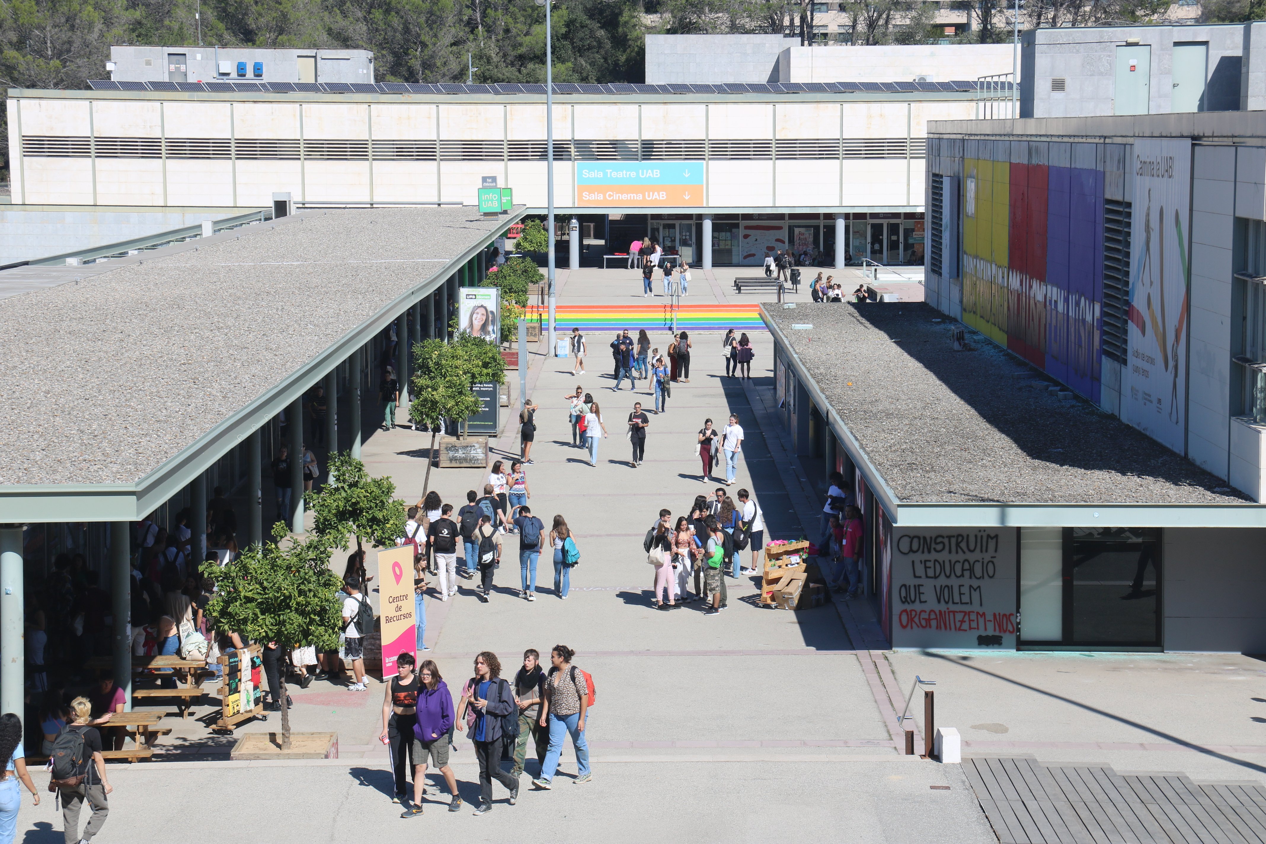 El professor suspès per abusos a la UAB atribueix les acusacions al fracàs acadèmic de les alumnes