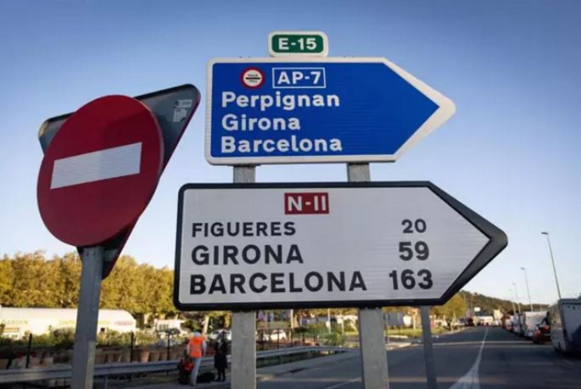 Rètol Perpignan en la autopista Europa Press Rètol Perpignan en la autopista Europa Press