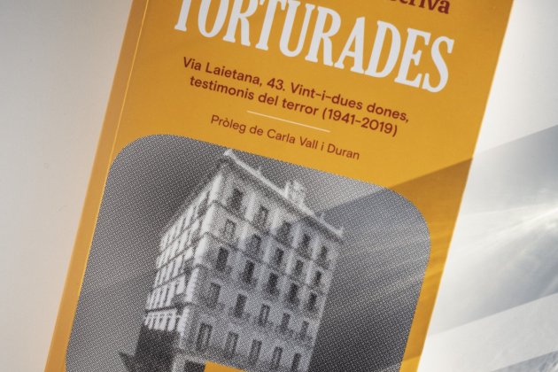 Llibre 22 dones torturades / Foto: Carlos Baglietto Llibre 22 dones torturades / Foto: Carlos Baglietto