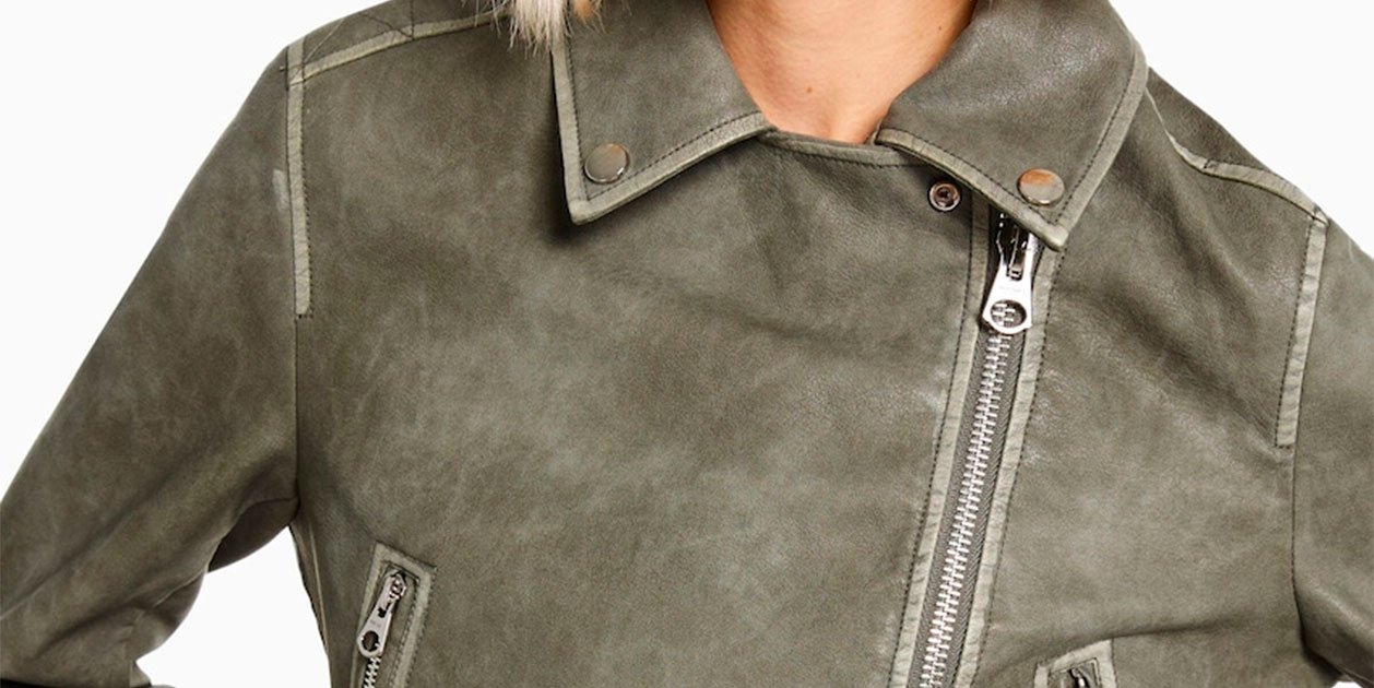 10 de 10 para cazadora biker efecto piel desgastada que está batiendo récords en Bershka
