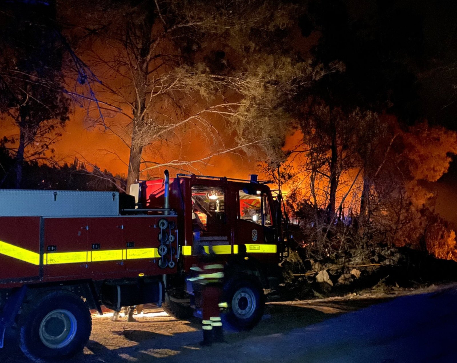El incendio forestal de Castellón sigue fuera de control: más de 4.000 hectáreas quemadas después de tres días