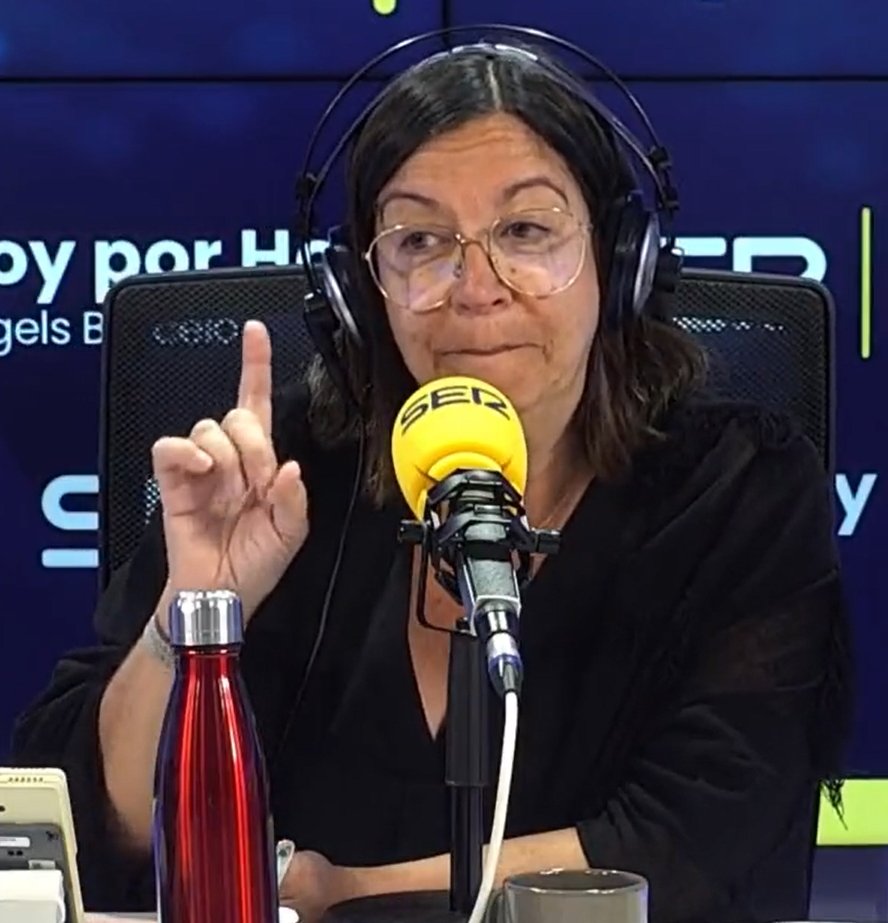 Junts se revuelve contra el duro editorial de la periodista Àngels Barceló hacia Carles Puigdemont