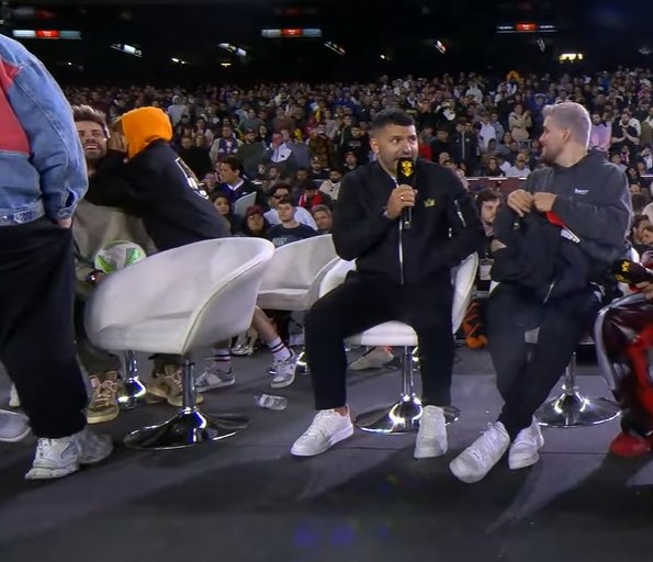 Milan secreto Piqué Camp Nou Youtube Milan secreto Piqué Camp Nou Youtube