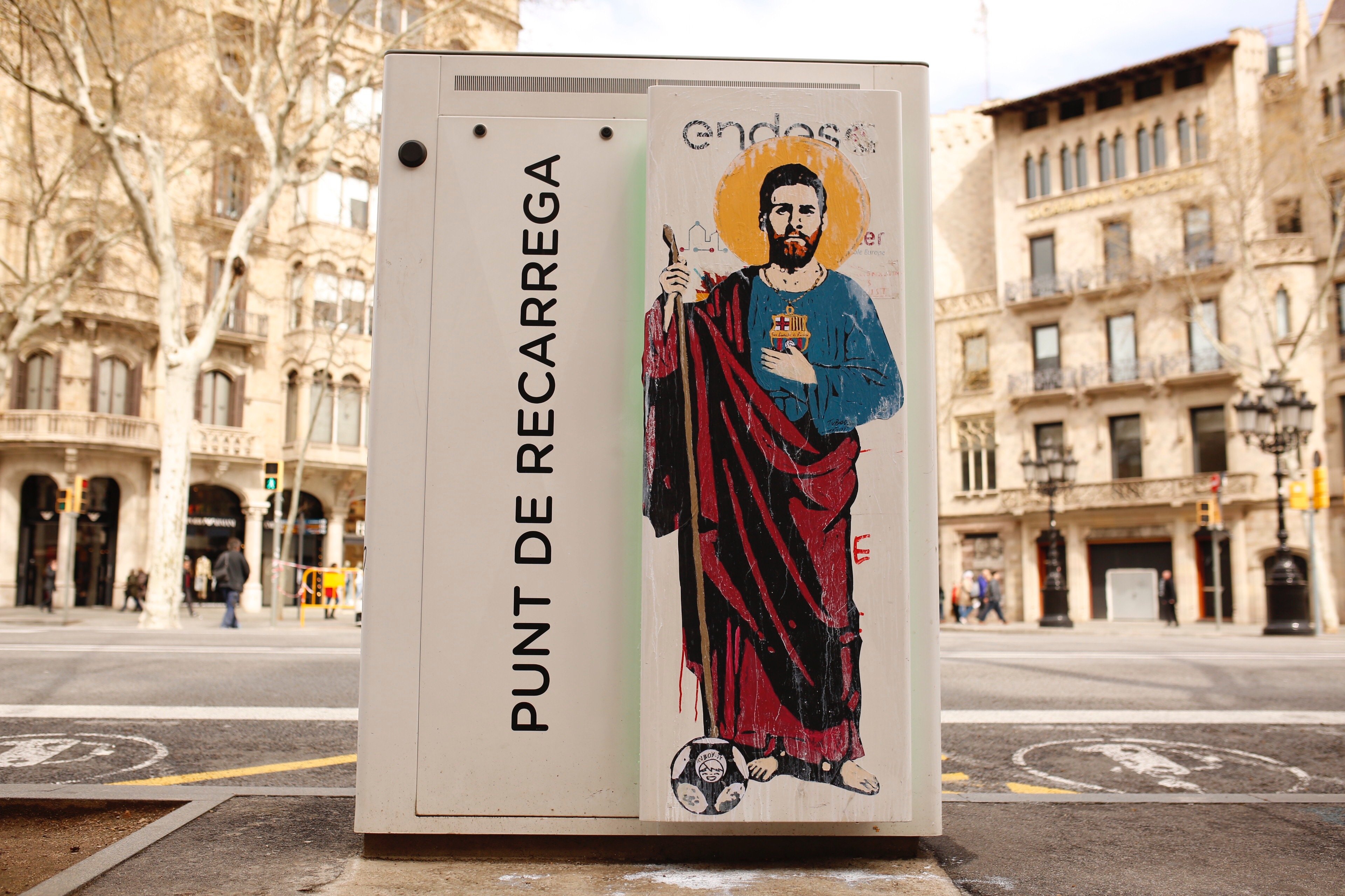 San Leo Messi aparece en el centro de Barcelona