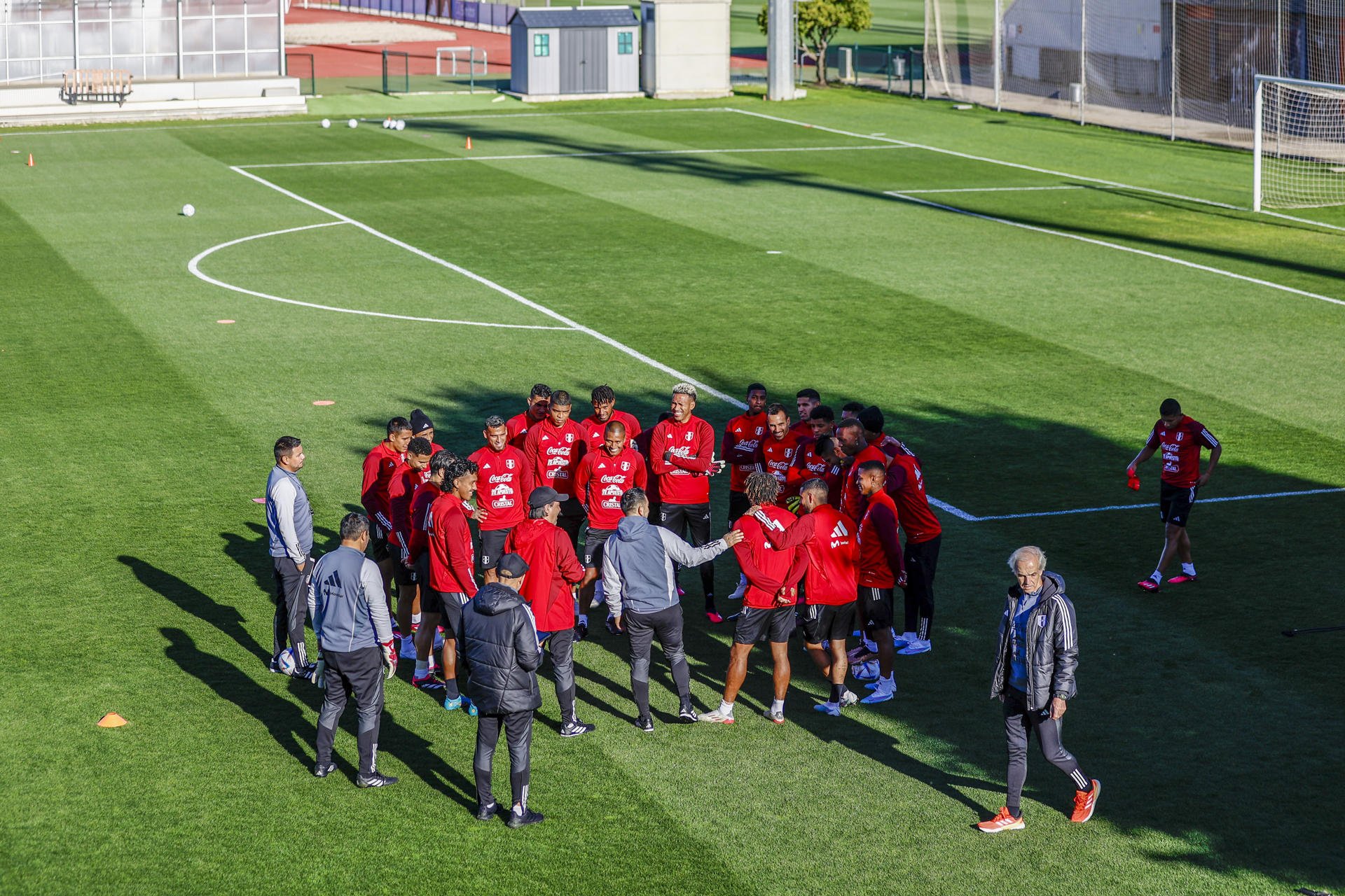 Altercados con la Policía Nacional en Madrid y detenido un futbolista de la selección peruana